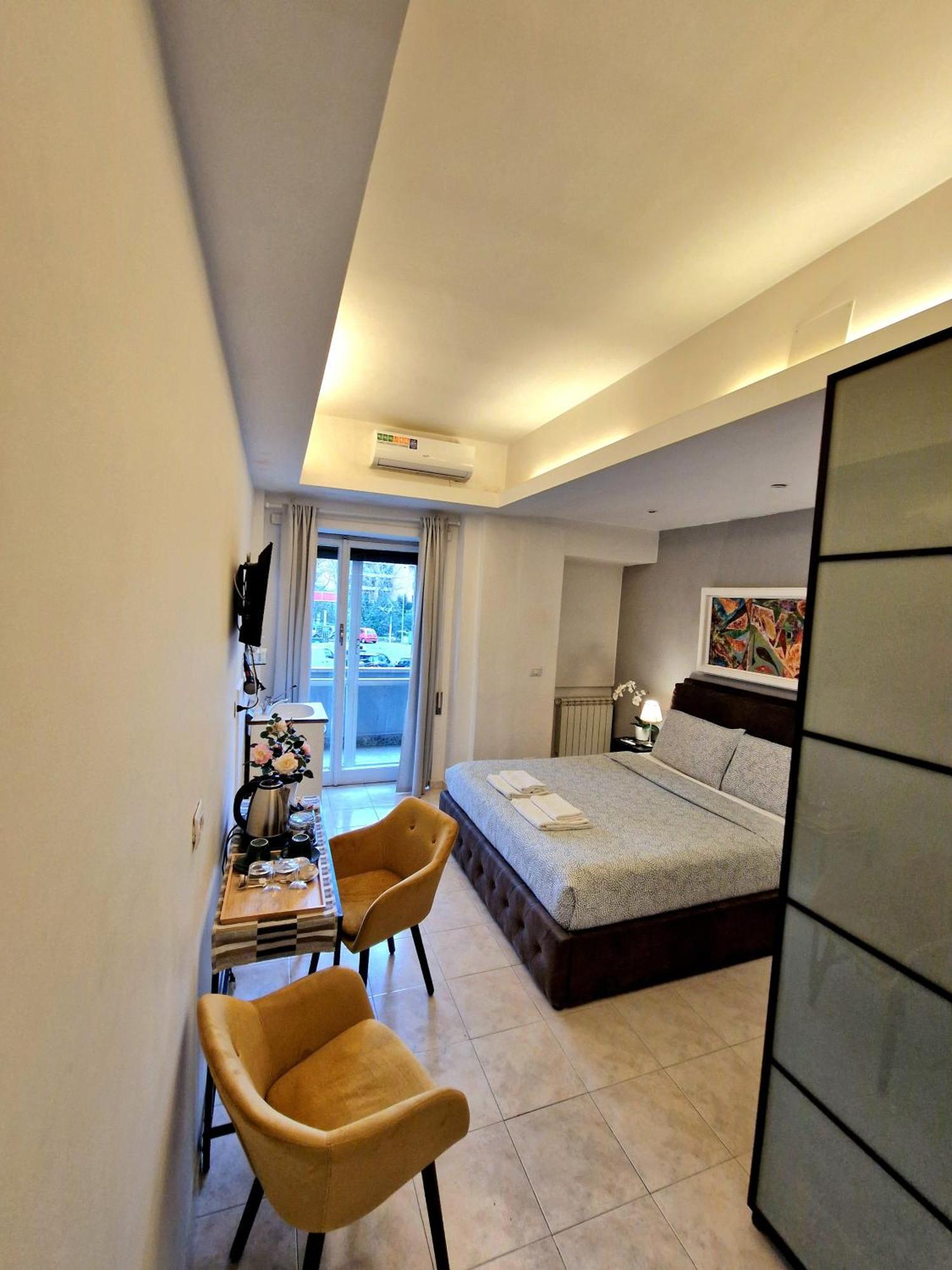 Appia Avenue 639 Hotel Rome Exterior photo