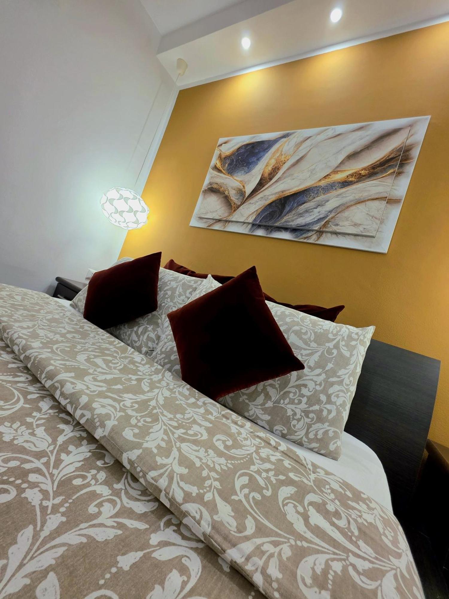 Appia Avenue 639 Hotel Rome Exterior photo